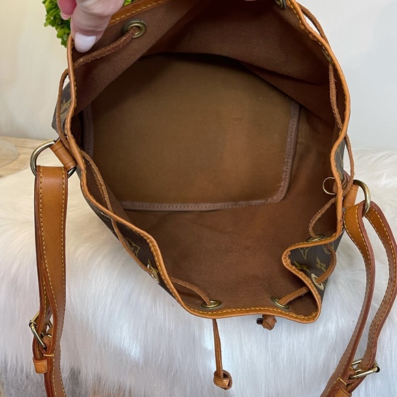 Louis Vuitton Petit Noe - Picture 10 of 15